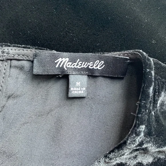 Madewell Black‎ Velvet Tulip Hemmed Top - Picture 5 of 6